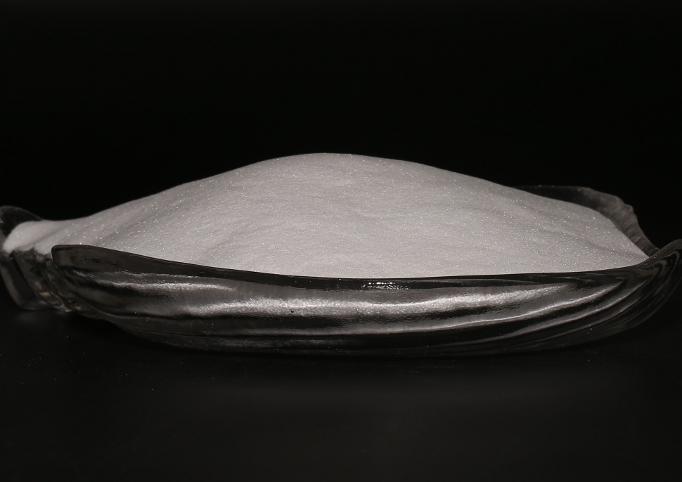 環(huán)保材料與高效工藝:白剛玉噴砂的優(yōu)勢